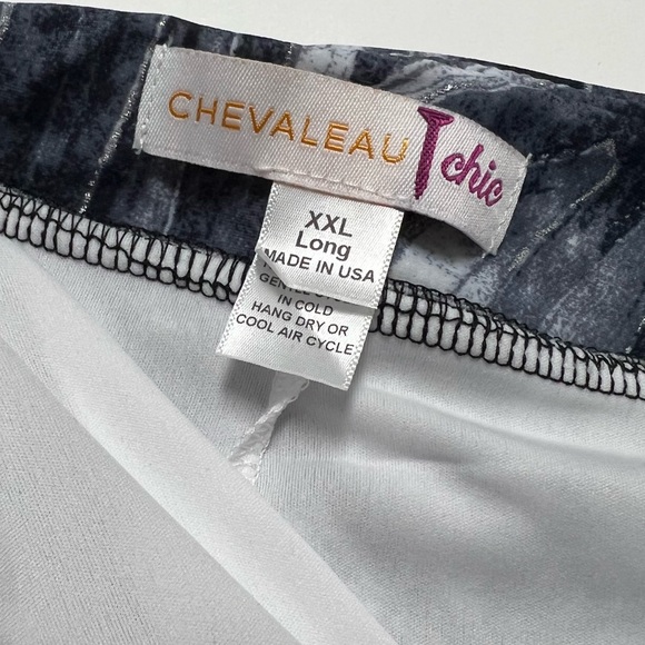 Golf Skirt w/ back pocket - Picture 3 of 5